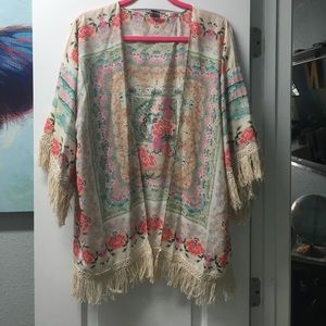 🎉make offer! Kimono, super cute, NWOT.