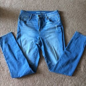 Old Navy Rockstar High-waist Ripped Jeans