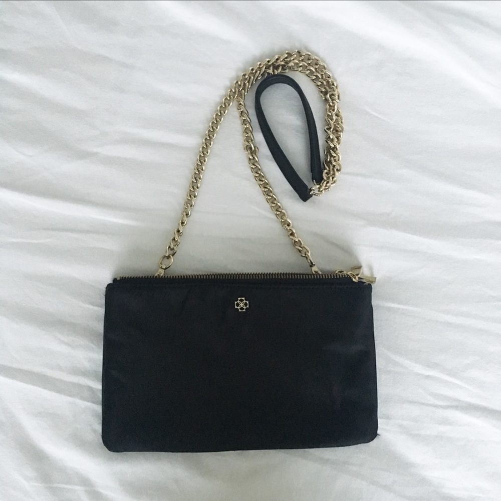 Ann Taylor Crossbody Bag - black w gold chain - Picture 1 of 4