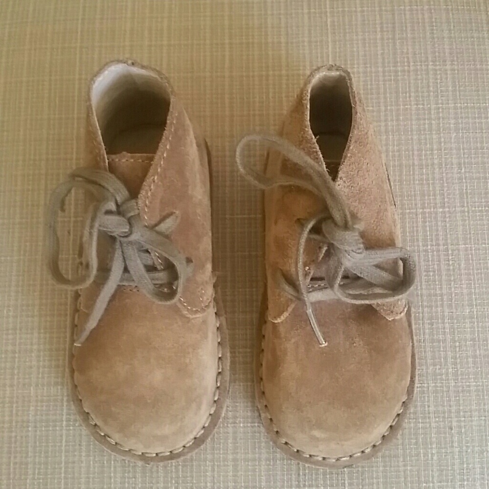 Ralph Lauren boys chukka boots.
