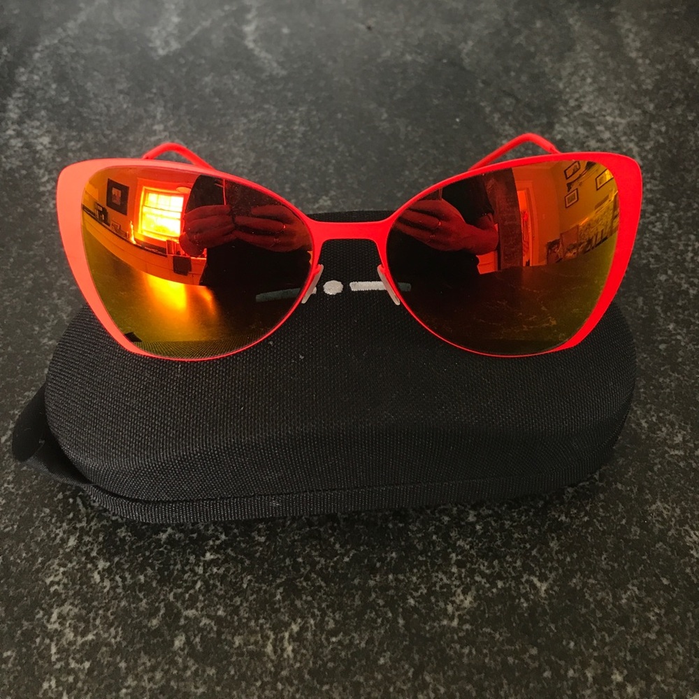 ITALIA INDEPENDENT ORANGE OVERSIZED SUNGLASSES