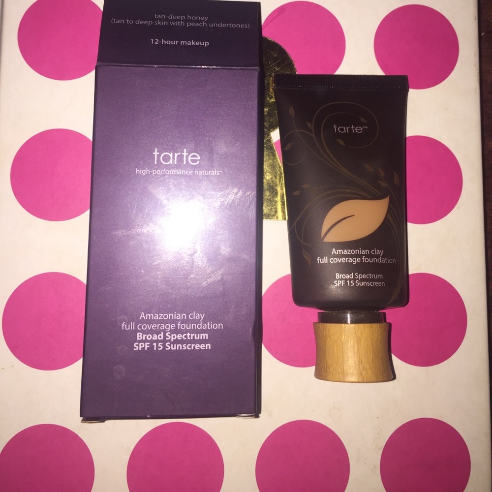 Tarte Amazonian Clay Foundation