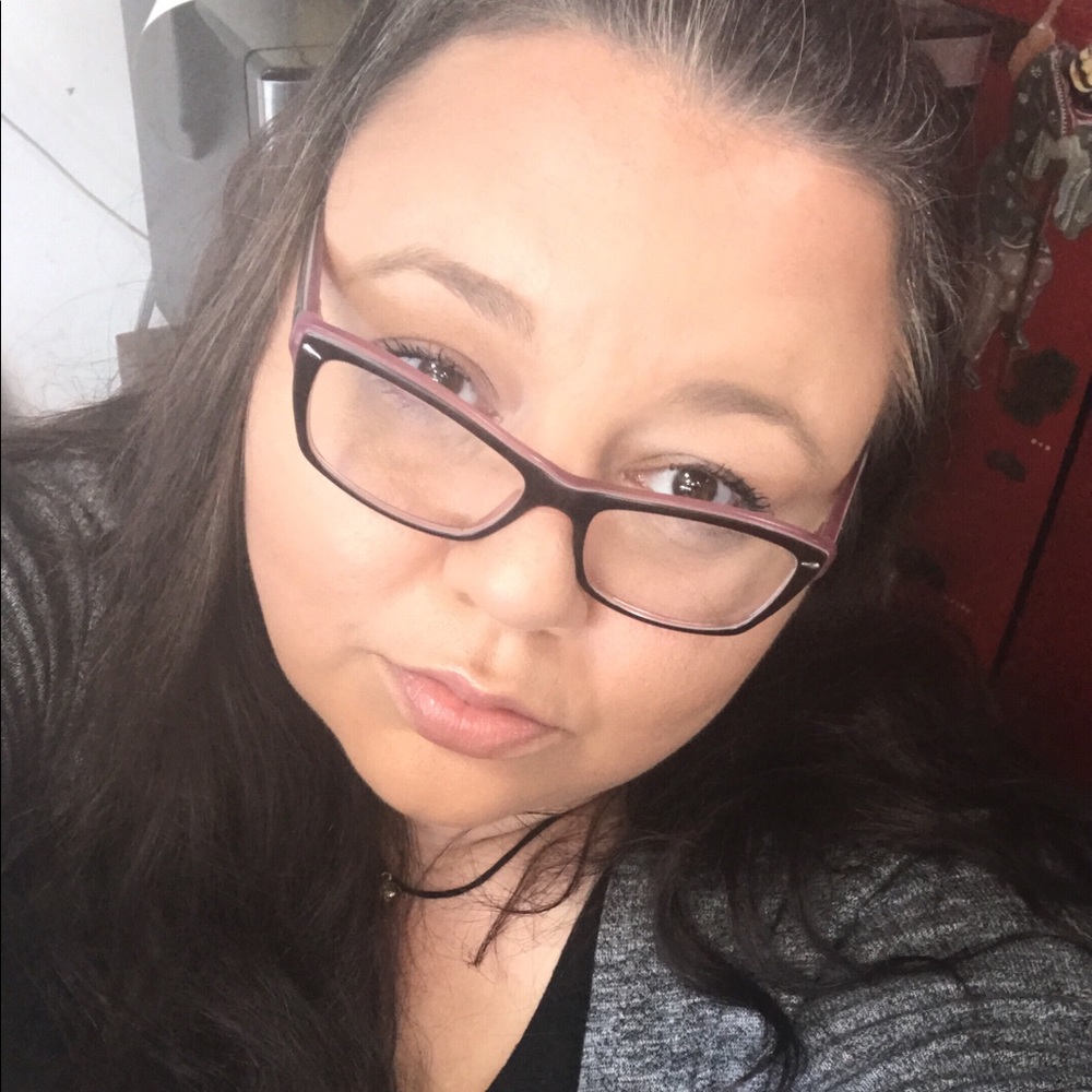 Meet your Posher, Rebecca