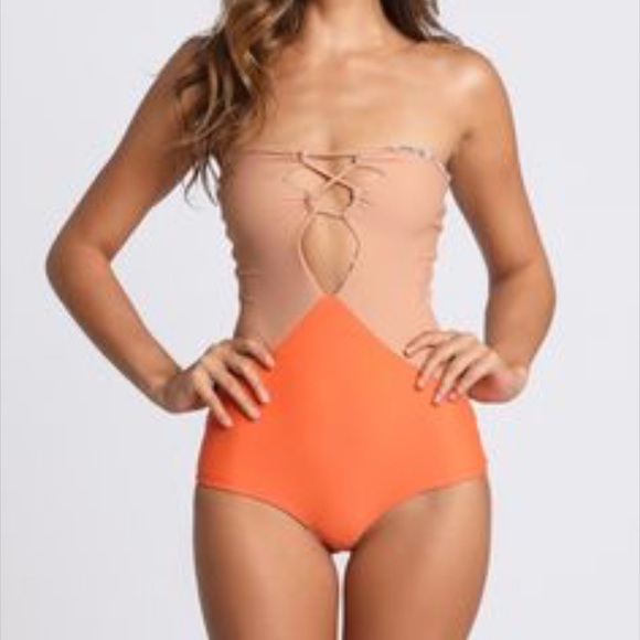 Acacia Bronx One Piece - Picture 3 of 5