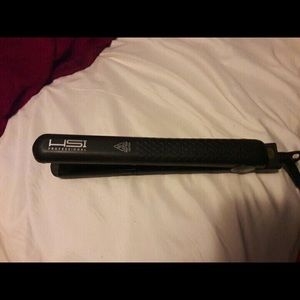 HSI straightener