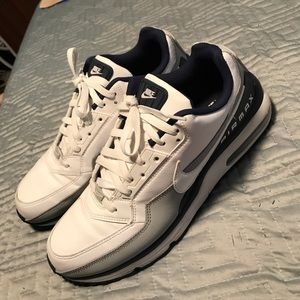 Nike AirMax Men's 10.5 sneakers