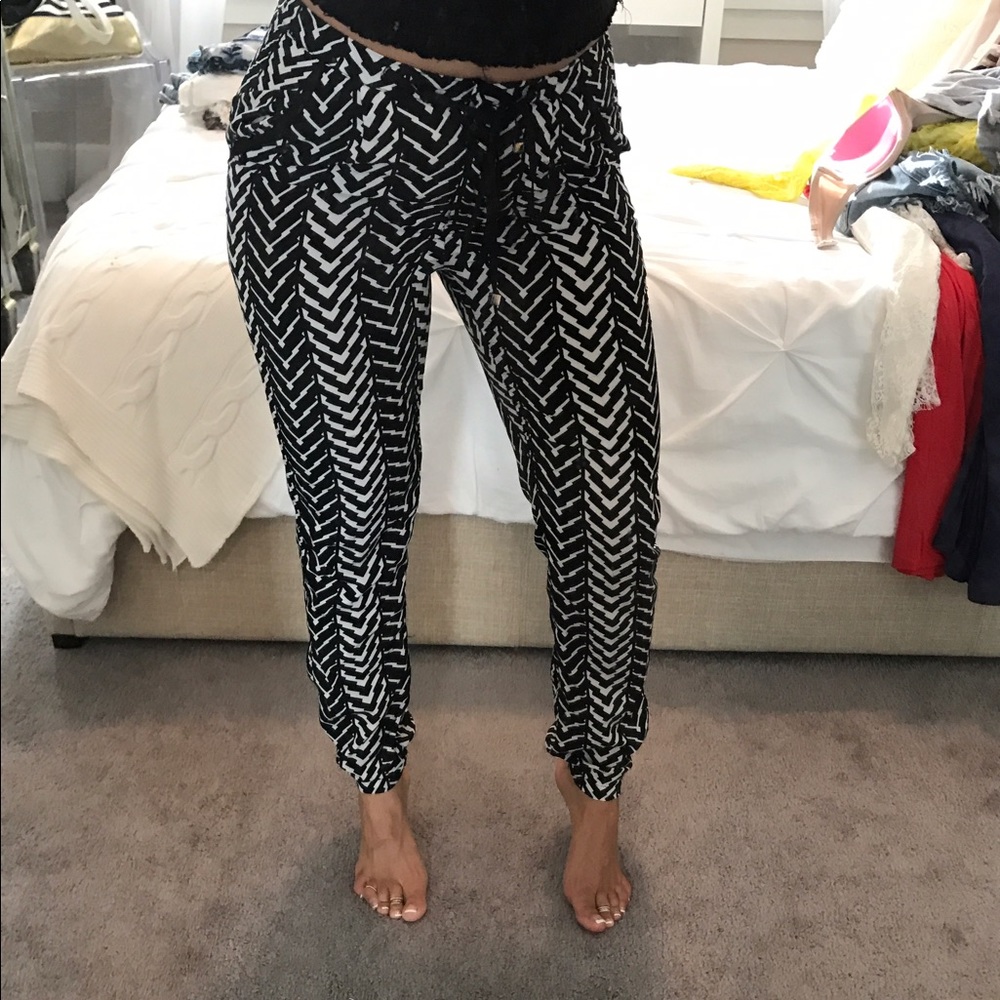 Black and off white printed pants