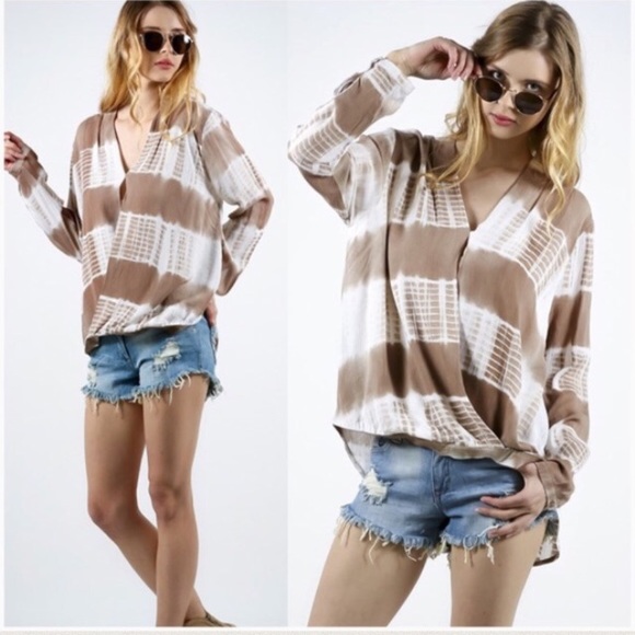 🆕 Dip Dye Wrap Front Top - Picture 4 of 5