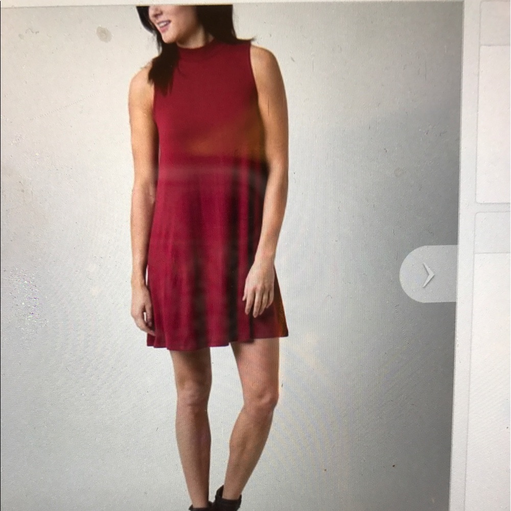 Red daytrip dress
