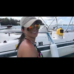 Meet your Posher, Kimberly