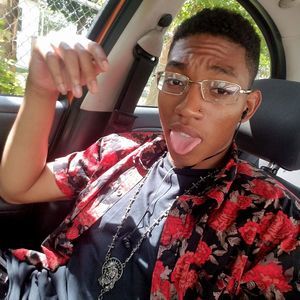 Meet your Posher, Dangelo