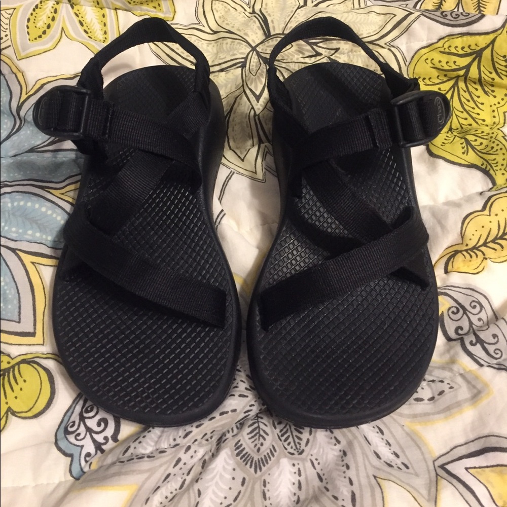 Black Chaco WIDE sandals