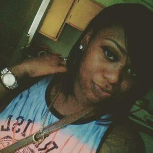 Meet your Posher, Alyce