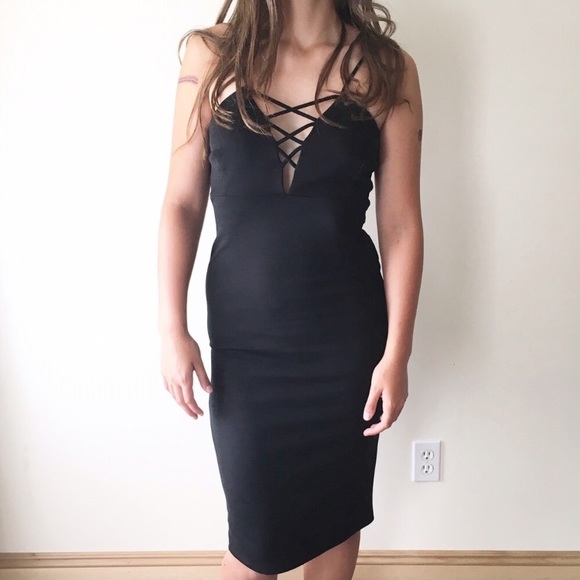 Strappy front body con stretch midi cocktail dress - Picture 6 of 8