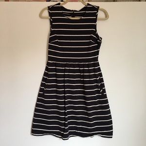 Lands end Canvas striped dress with pockets