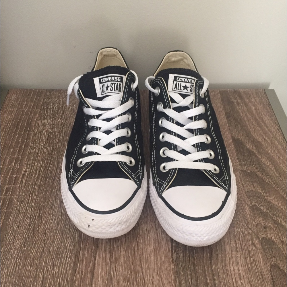SOLD*Converse black shoes - Picture 1 of 4