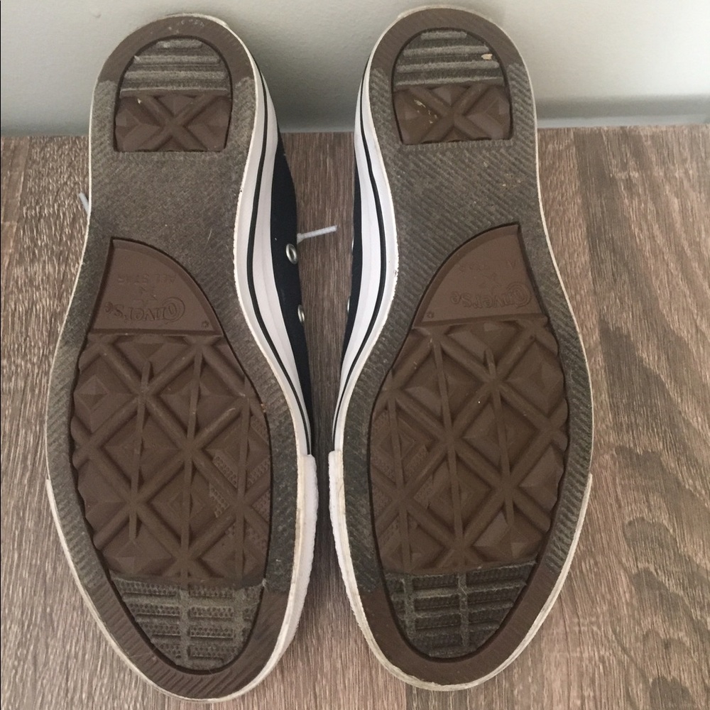 SOLD*Converse black shoes - Picture 3 of 4