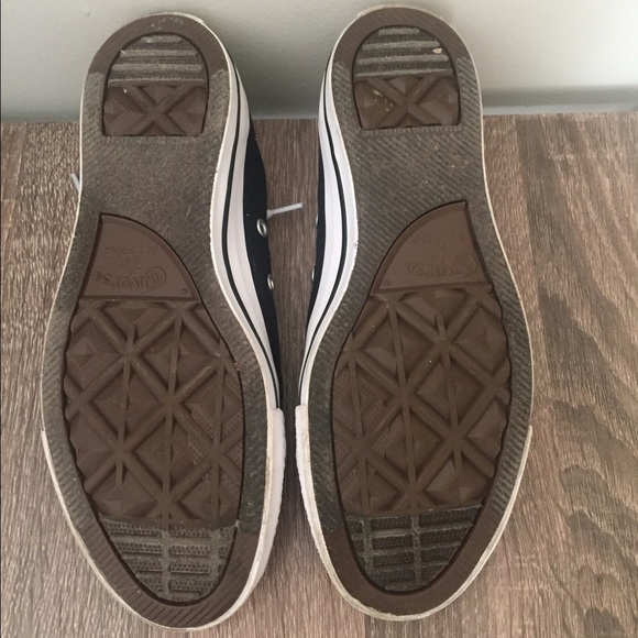 SOLD*Converse black shoes - Picture 3 of 4