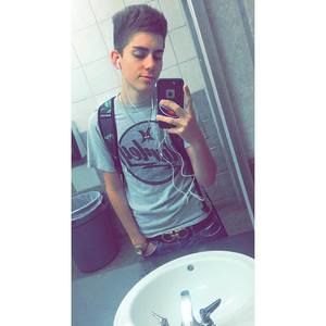 Meet your Posher, Robert