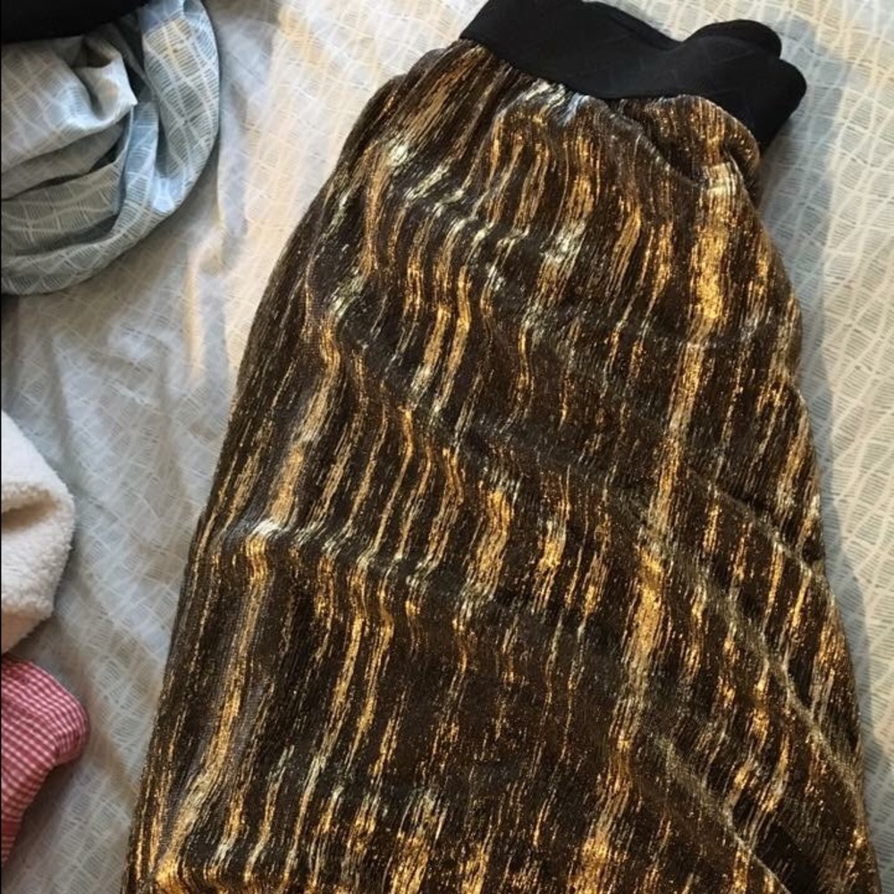 Small elegant lularoe Lola skirt