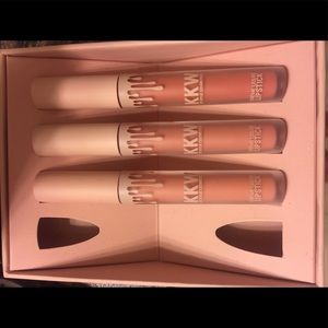 KKW x KYLIE collection