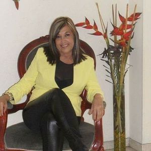 Meet your Posher, Vanessa