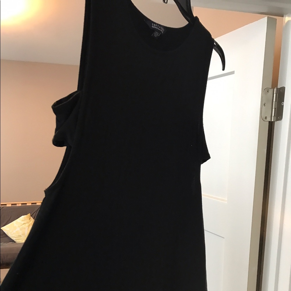 🌻$5 if added to Bundle.* Side Cut-Out Casual AE