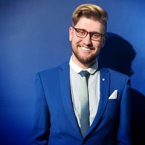 Meet your Posher, Derek