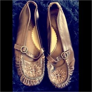 American Eagle Bronze Flats. Size 6.5