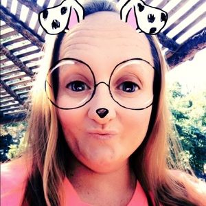 Meet your Posher, Candice