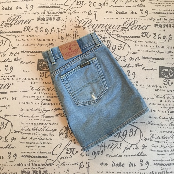 Mini skirt - Picture 4 of 7