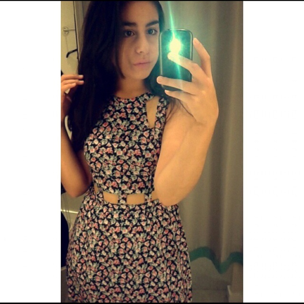 Summer Cut-Out Dress