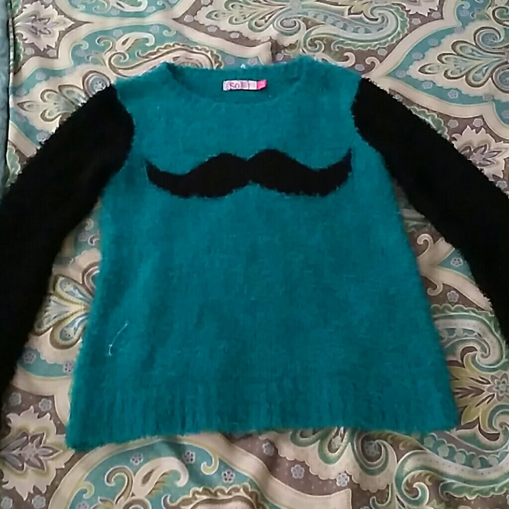 Long sleeved youth sweater