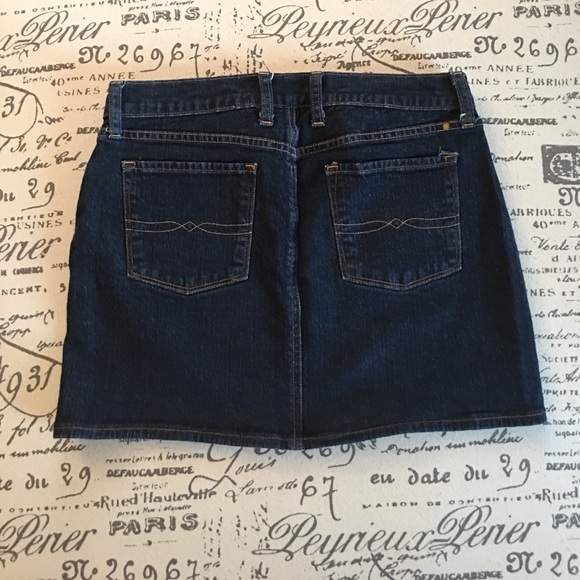 Mini skirt - Picture 3 of 4