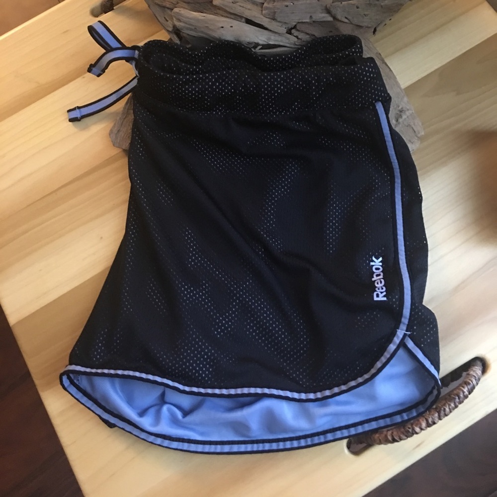 Reebok Playdry running shorts