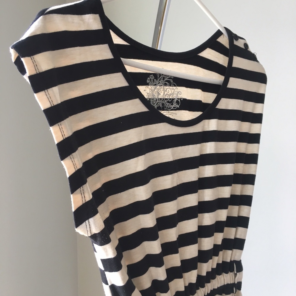 π Fun & Stylish Striped Dress π - Picture 3 of 5