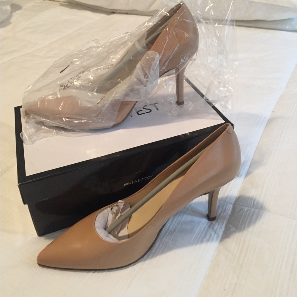 Nine West pumps