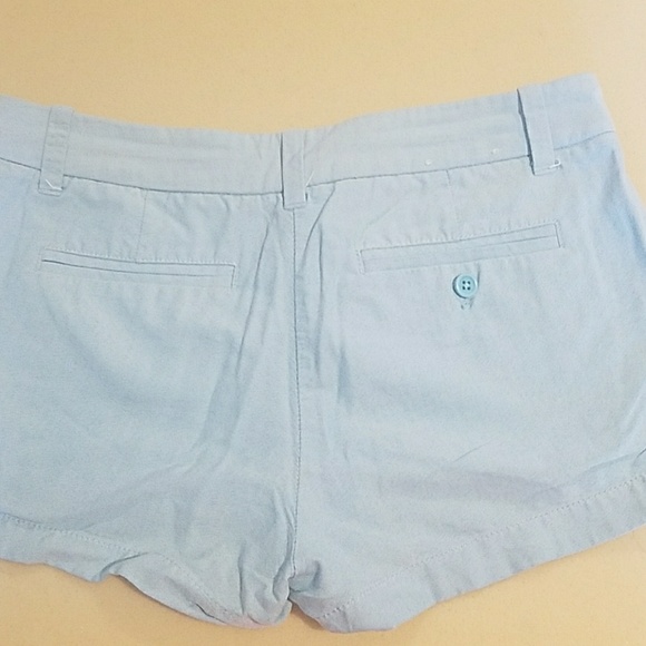 Baby blue Chino shorts - Picture 3 of 3