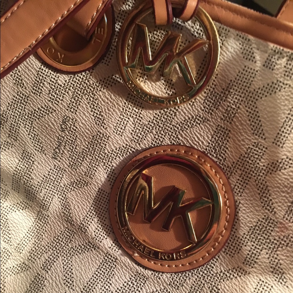 Knock off Michael Kors Purse