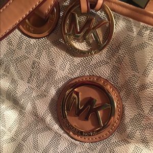 Knock off Michael Kors Purse