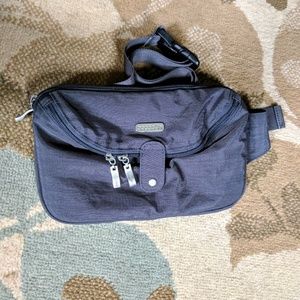 Baggallini Hip Pack