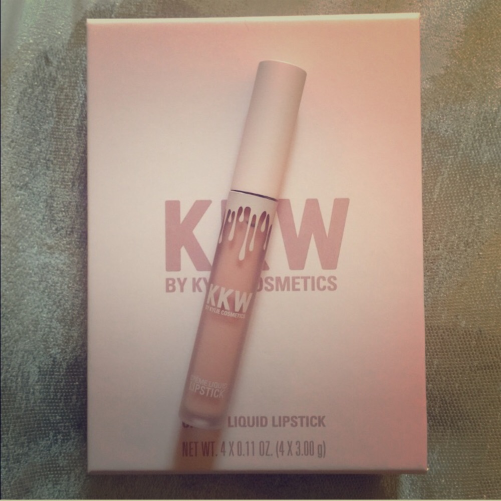 Single Lipstick: KIMBERLY