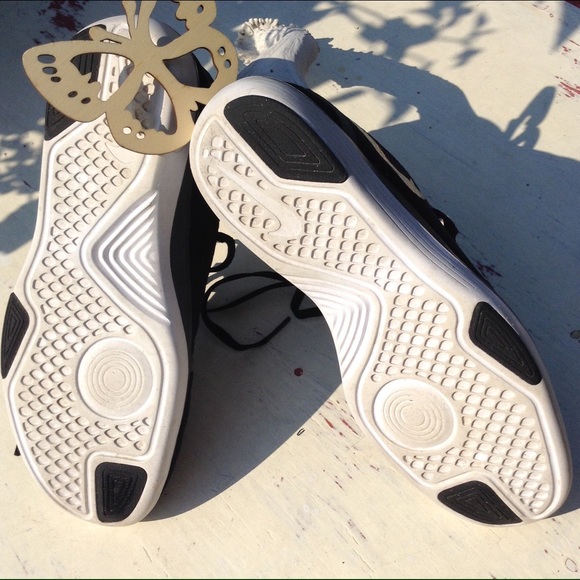 NIKE LUNARLON SNEAKERS - Picture 4 of 5