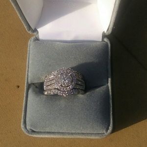 White gold size 7