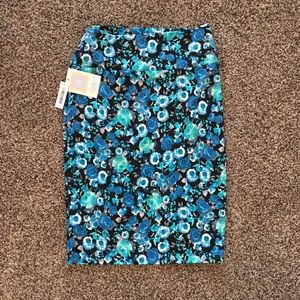 LuLaRoe Cassie