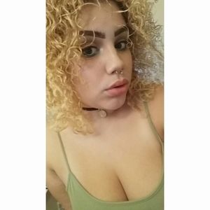 Meet your Posher, Jacqueline