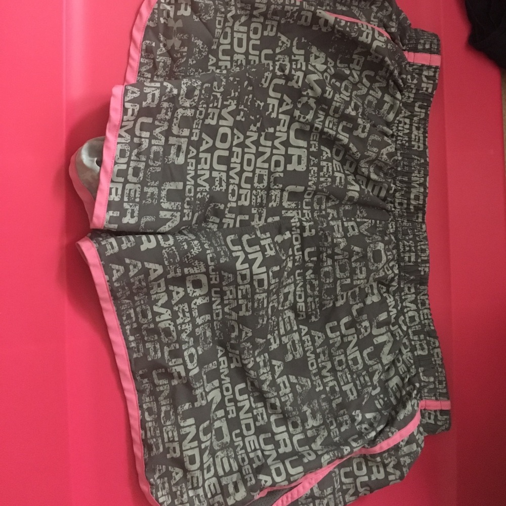 Semi fitted underarmour shorts