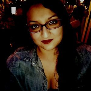 Meet your Posher, Juana