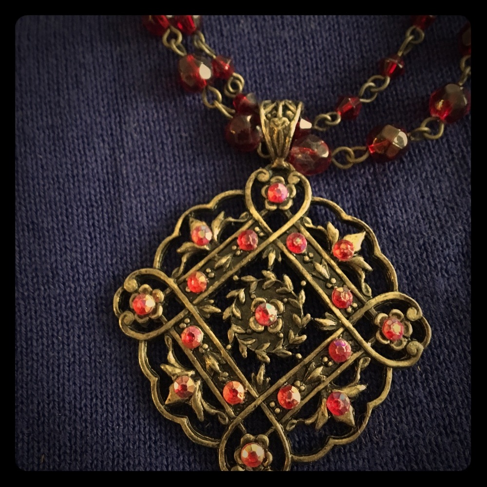 Vintage inspired necklace