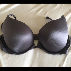 Victoria's Secret Gray Very Sexy Push-up Bra 32 D